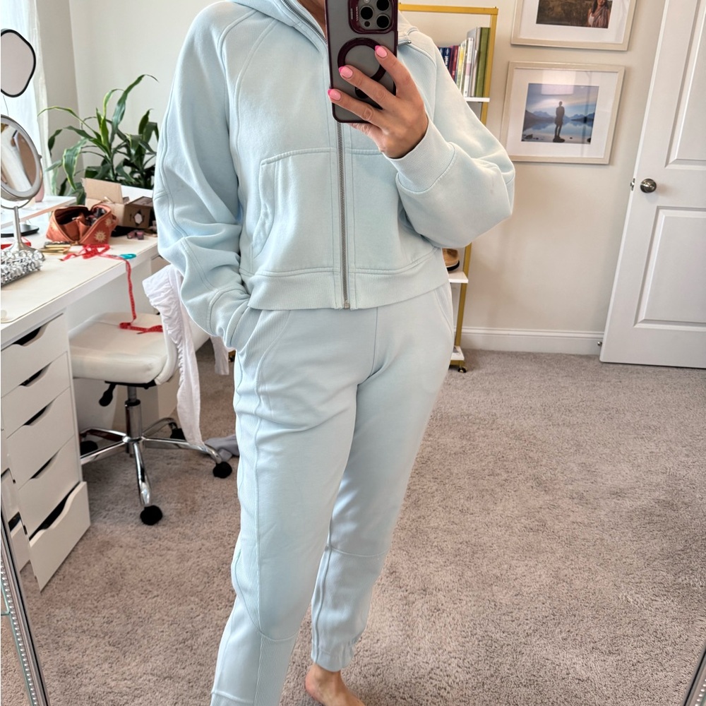Lululemon Athletica Light Blue Joggers - Picture 4 of 9